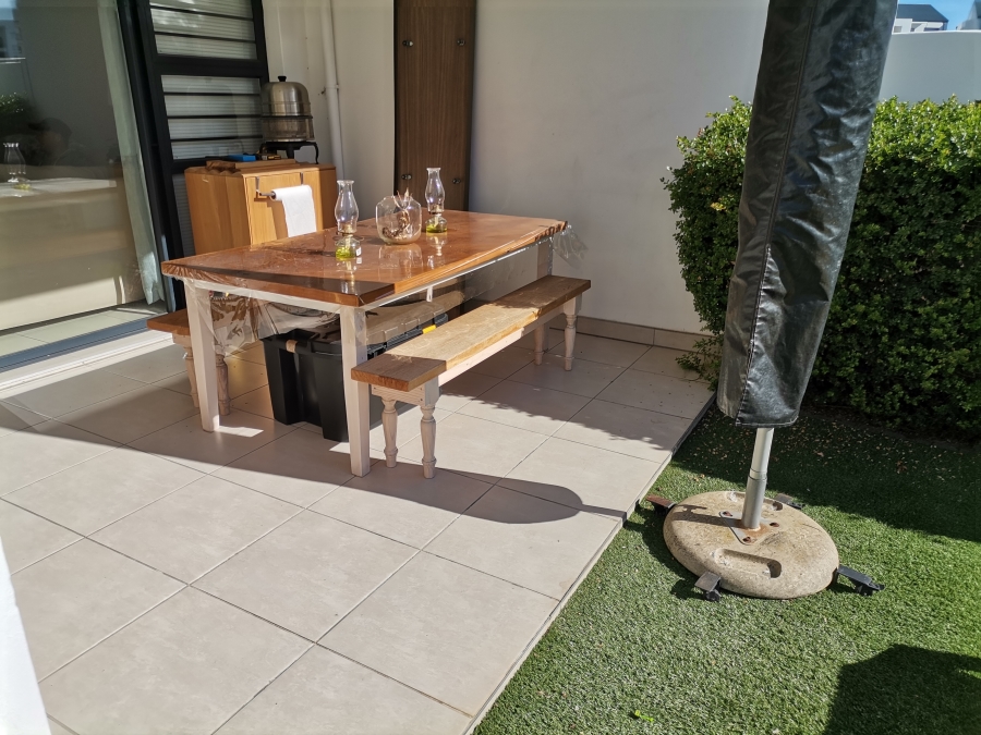To Let 3 Bedroom Property for Rent in Sandown Western Cape